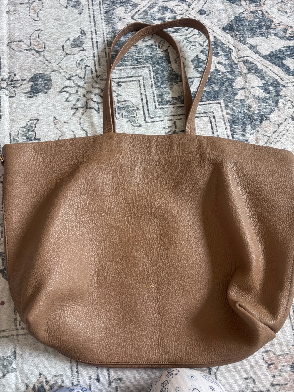 Cuyana Classic Tan Leather Tote Bag - Casual Everyday Carry